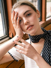 Load image into Gallery viewer, Houndstooth
